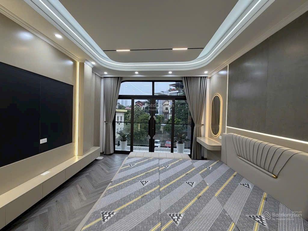 Chính chủ bán nhà 46m2 7 tầng  thang máy  gara ôtô  ôtô tránh nhau  đầy đủ nội thất xịn