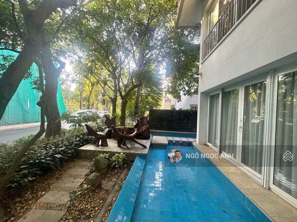 Biệt thự đơn lập 332m2 5 tầng giá đẹp nhất khu  đường to hơn phố  đẹp nhất khu vực  vỉa hè rộng