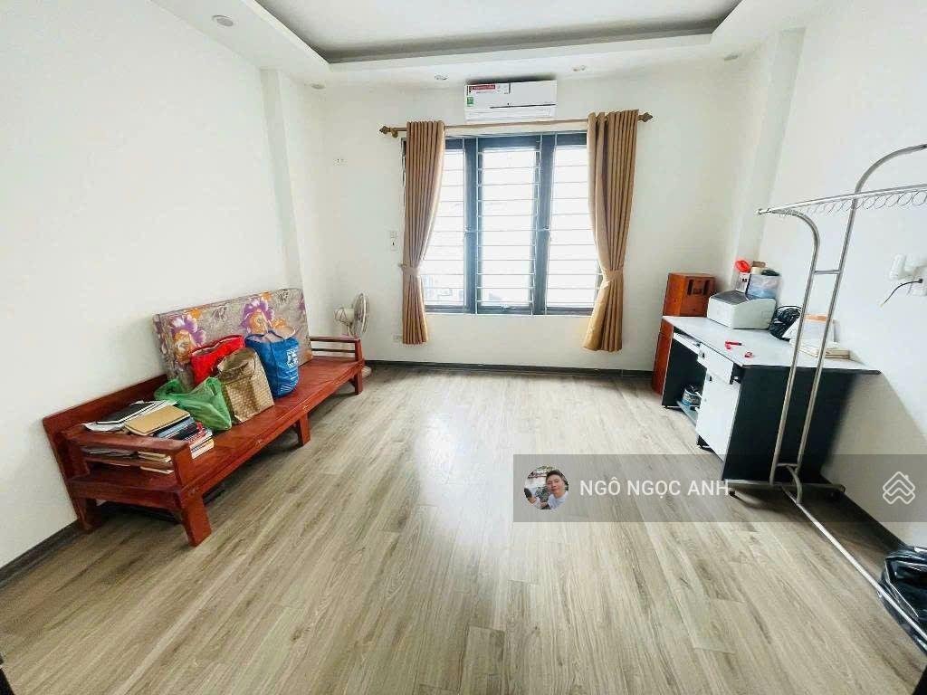 Chính chủ bán nhà bằng liệt 42m 6 tầng mới  ở rất có lộc  10m ra biệt thự linh đàm  ôtô đỗ của