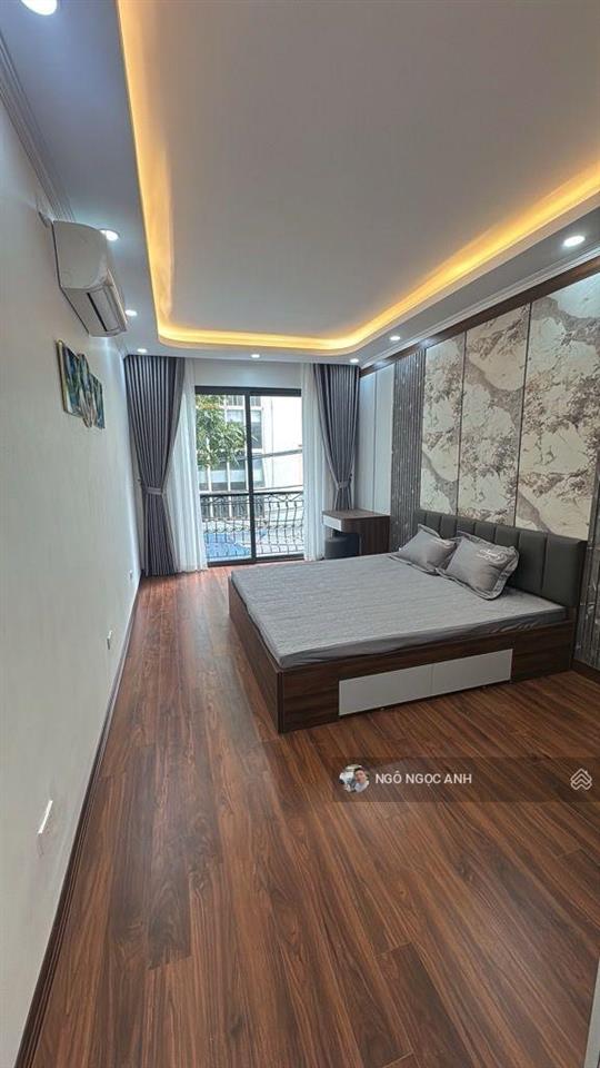 Bán xây mới cứng thang máy đẹp oto đỗ cửa, 40m2, 8,8 tỷ tại trần thủ độ, phường yên sở, hoàng mai