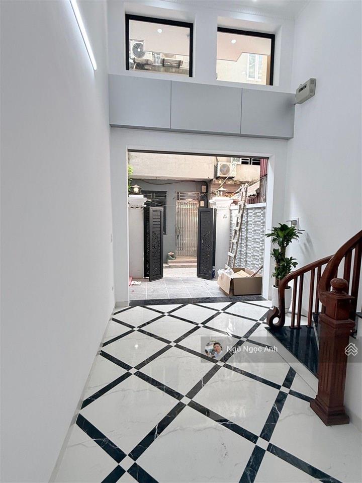 Bán nhà 2 mặt ngõ sân rộng 58m2 5 tầng mới cứng  ngọc hồi  oto đỗ gần ngõ thông gần chợ trường