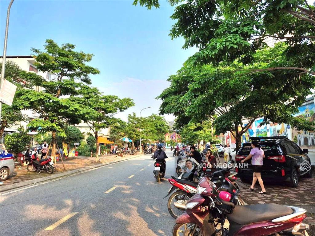 Bán đất tặng nhà cấp 4  48m phố linh đường sát hồ linh đàm ôtô vào nhà sẵn dòng tiền cho thuê