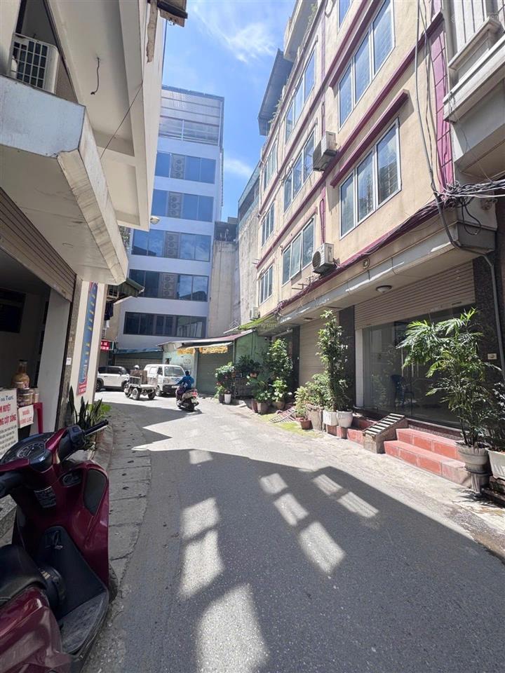 Nhà đẹp  đại từ  đại kim  linh đàm 45m 5 tầng lô góc 2 mặt thoáng ô tô đỗ cửa  ngõ rộng 4m