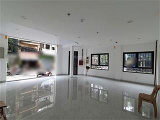 Cho thuê tòa nhà văn phòng mặt phố 90m x 8 tầng lô góc vỉa hè kinh doanh đỉnh