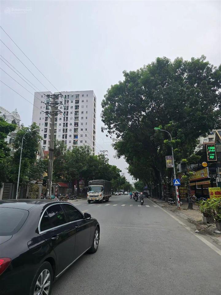 Bán biệt thự 335m2 rộng rãi  ngõ to hơn phố  đẹp nhất khu vực  vỉa hè rộng  kinh doanh quá đỉnh