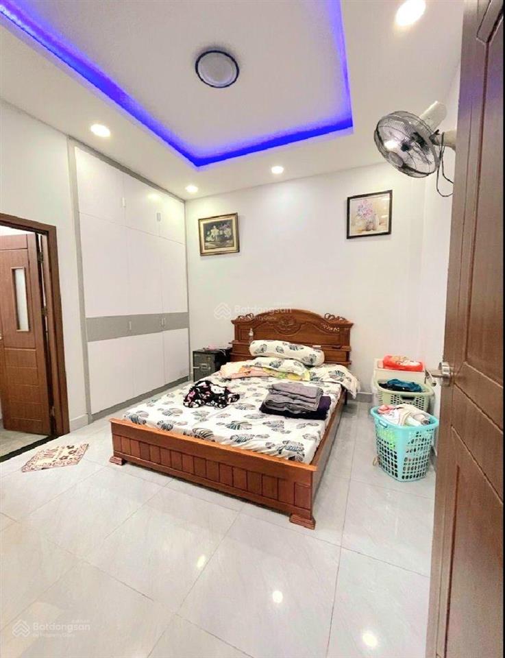 Tân bình thầy cô về hưu b.á.n căn nhà yêu thương ngay trường chinh phan huy ích nhà 64m2
