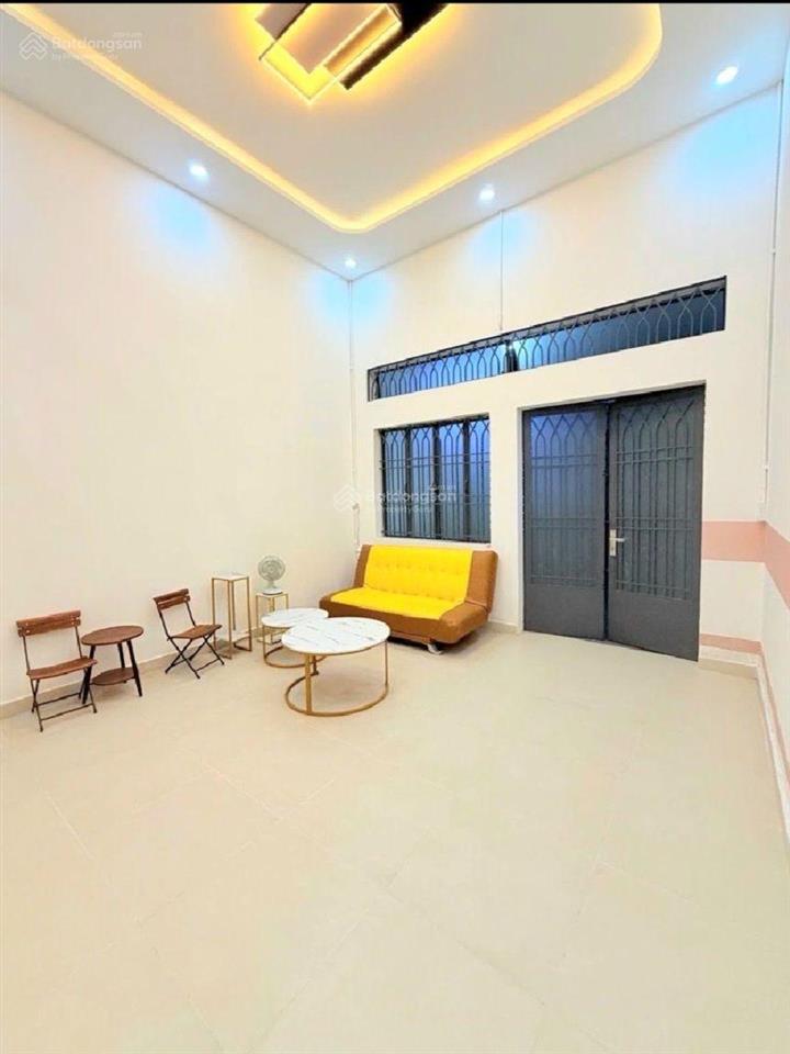 Anh/chị có 5 tỏi muốn tìm nhà ngộppp tân bình xem ngay căn 60m2 ngang gần 5m phạm văn bạch
