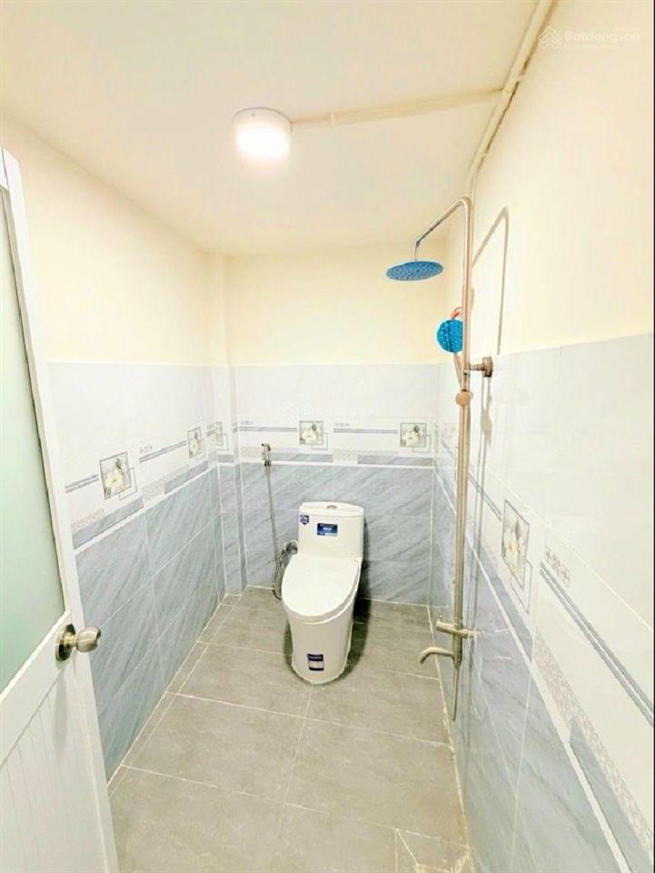 Anh/chị có 5 tỏi muốn tìm nhà ngộppp tân bình xem ngay căn 60m2 ngang gần 5m phạm văn bạch