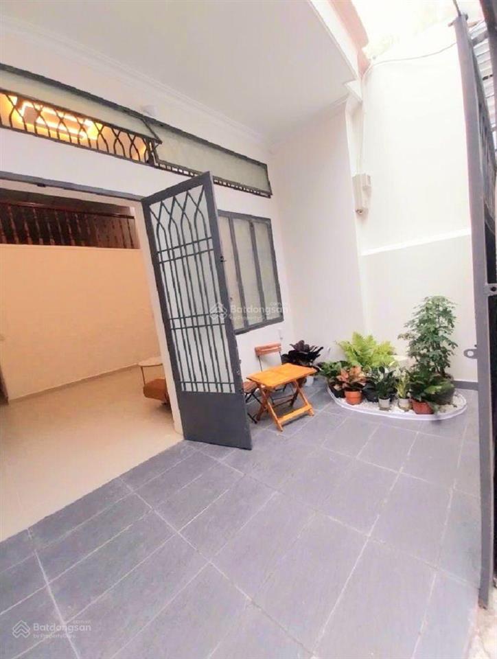 Anh/chị có 5 tỏi muốn tìm nhà ngộppp tân bình xem ngay căn 60m2 ngang gần 5m phạm văn bạch