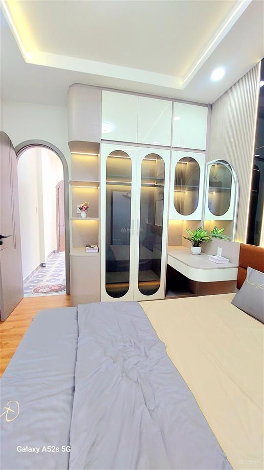 Cô chú về hưu cần b.á.n căn nhà tân bình 40m2 3 phòng ngủ sát mặt tiền kinh doanh