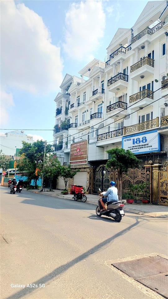 Cô chú về hưu cần b.á.n căn nhà tân bình 40m2 3 phòng ngủ sát mặt tiền kinh doanh