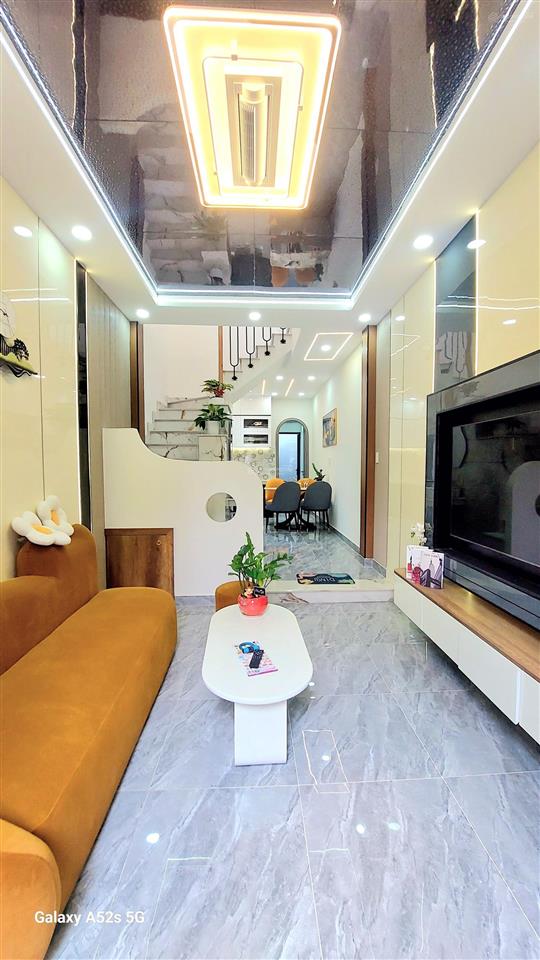 Cô chú về hưu cần b.á.n căn nhà tân bình 40m2 3 phòng ngủ sát mặt tiền kinh doanh