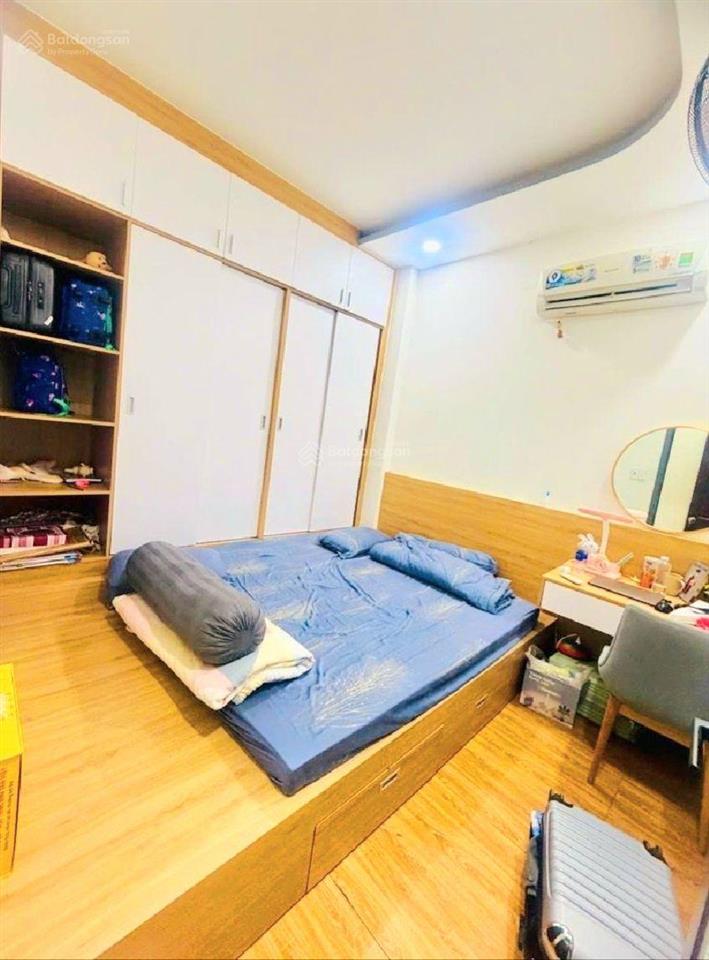 Anh/chị muốn tìm nhà tân bình vị trí đẹp hẻm nhựa xe hơi hơi tránh thông  phạm văn bạch