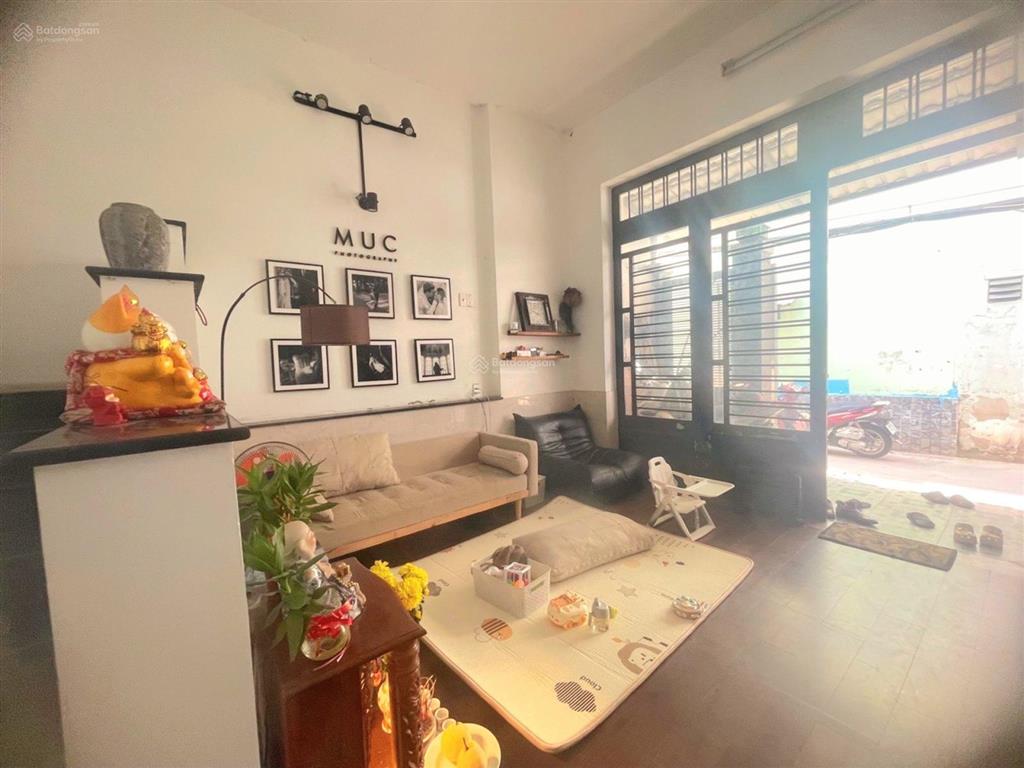 Vị trí đẹp diện tích lớn ngay trường chinh ga t3 nhà 75m2 ngang 5m 3 tầng chỉ còn 6 tỏi xíuu