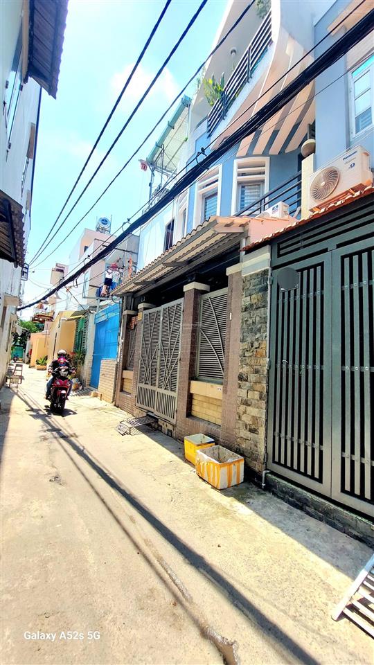 Vị trí đẹp diện tích lớn ngay trường chinh ga t3 nhà 75m2 ngang 5m 3 tầng chỉ còn 6 tỏi xíuu