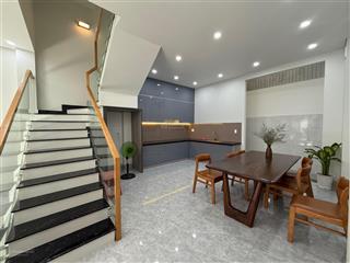 Bán nhà 3 tầng mới xây xong 5m x 12m mới dọn ở ngay. gần ngay galyxy nguyễn văn quá giáp gò vấp