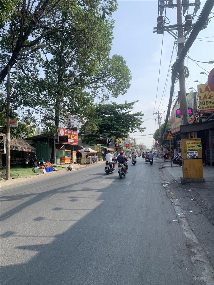 Bán nhà nát giáp phan huy ích. 7,6m x 35m. giá 22 tỷ 5 tl