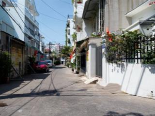 Bán gấp nhà 5,8m x 13m. đường ô tô tránh 30m ra nguyễn văn quá. giá 6 tỷ 190