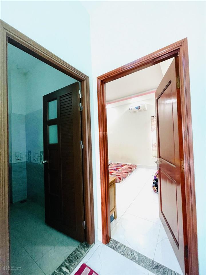 Bán nhà hẻm 6m xe tải. 1 trệt 2 lầu. dt 4m x 13m. nhỉnh 5 tỷ