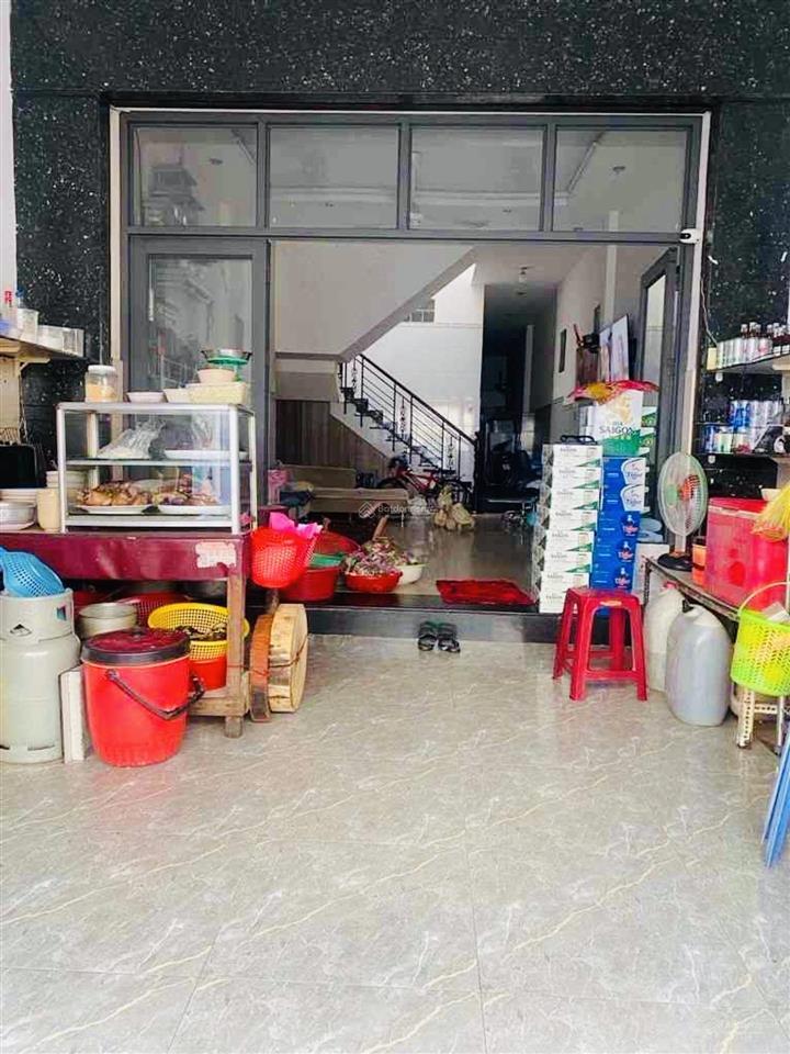 Bán nhà 1 trệt 1 lầu. mặt tiền kd chợ ngay trường chinh. nhỉnh 8 tỷ