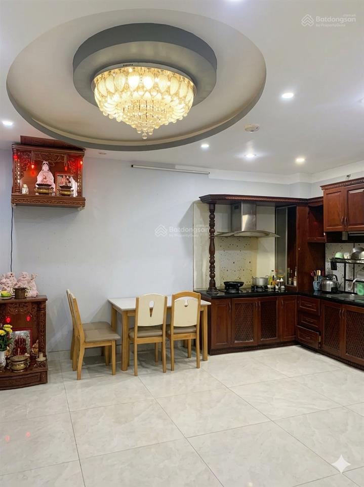 Bán nhà 5 tầng view trường chinh ngang 5m. nhỉnh 3 tỷ tl