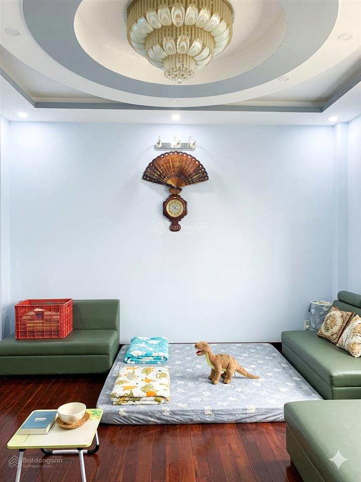 Bán nhà 5 tầng view trường chinh ngang 5m. nhỉnh 3 tỷ tl
