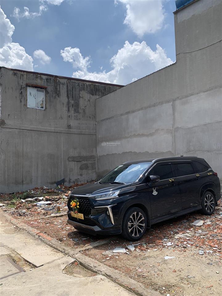 Bán gấp lô đất 7,5m x 9m. hẻm 8m nguyễn văn quá giá 4 tỷ 990