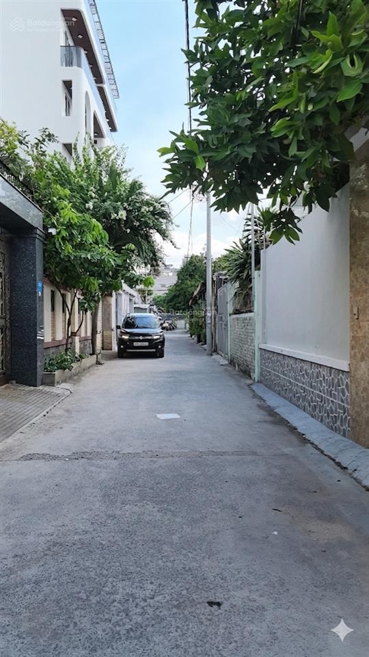 Bán đất 10m x 20m. shr full thổ cư. 10,55 tỷ