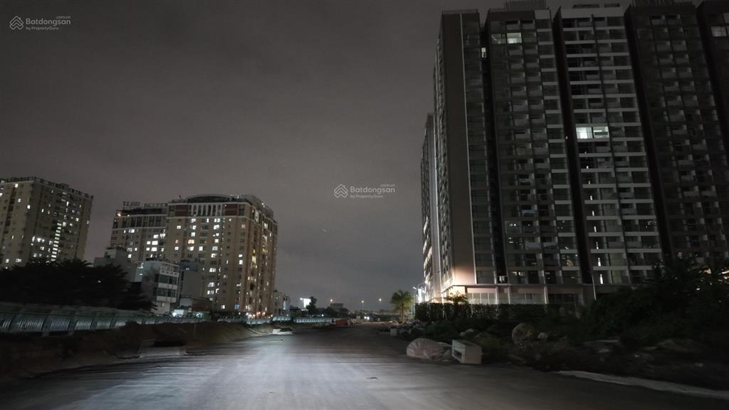 Bán lô đất 2 mặt tiền 900m2. view mặt kênh tham lương 32m dài 35m. giá tốt tl chính chủ