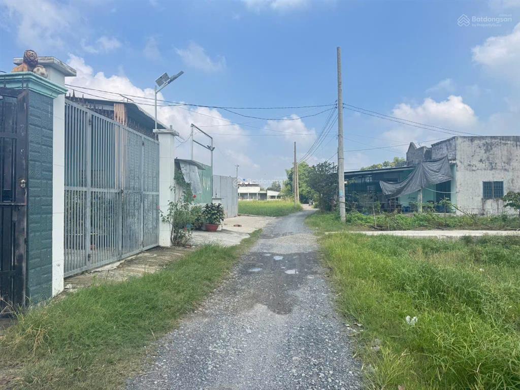 Cần bán đất thổ cư gần vinhomes hóc môn179m21ty4