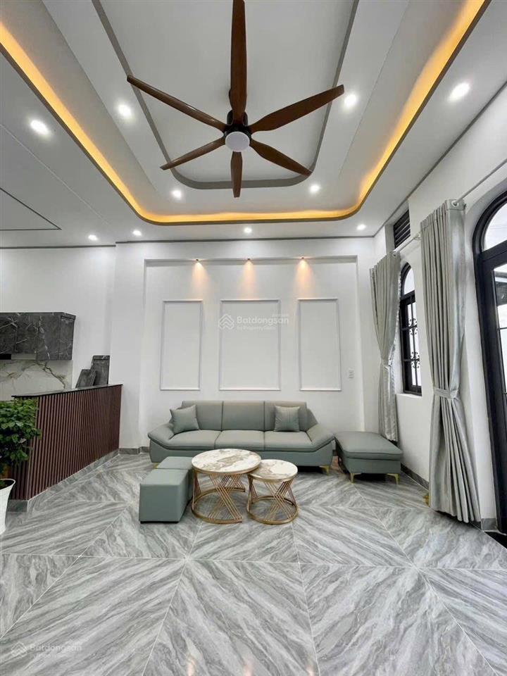 Cần bán gấp nhà mới xây 181m2, 3 phòng ngủ, 2 tầng tại mỹ hạnh. giá 1tỷ850