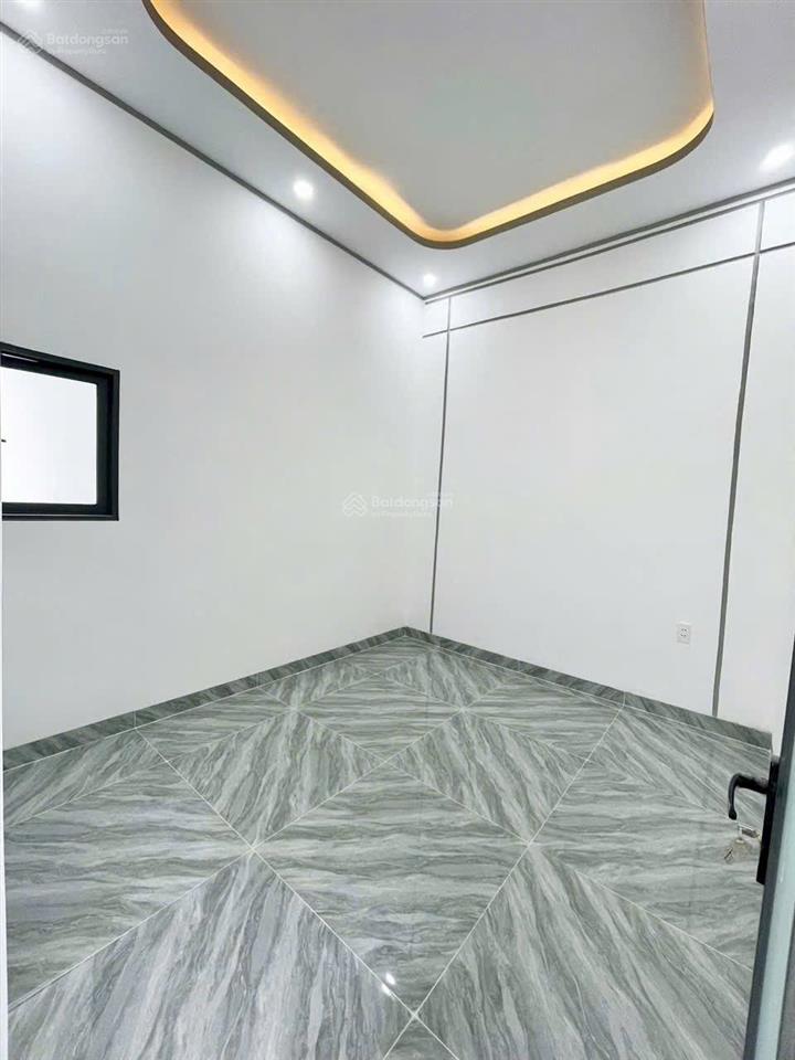 Cần bán gấp nhà mới xây 181m2, 3 phòng ngủ, 2 tầng tại mỹ hạnh. giá 1tỷ850