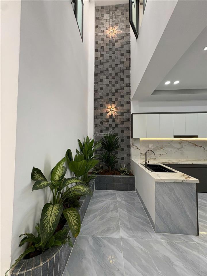 2,1 tỷ150m2nhà vườn mới xây dựng gần hóc môn tphcm