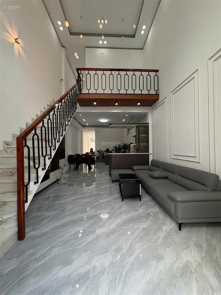 2,1 tỷ150m2nhà vườn mới xây dựng gần hóc môn tphcm