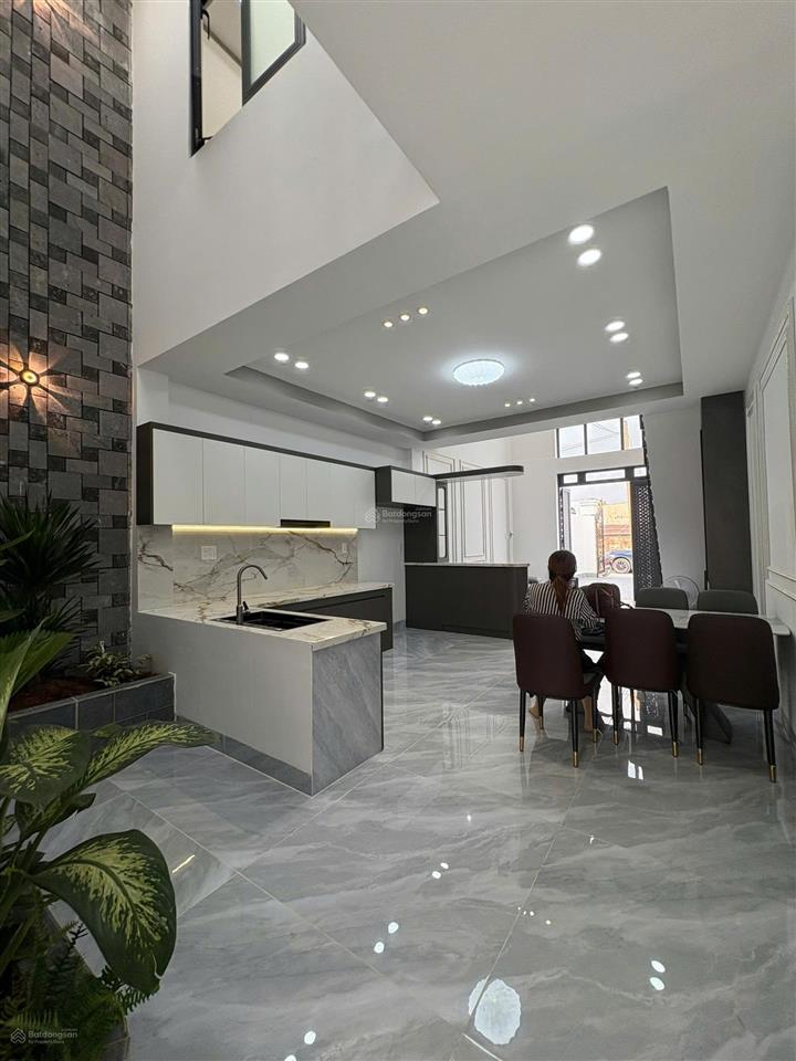 2,1 tỷ150m2nhà vườn mới xây dựng gần hóc môn tphcm