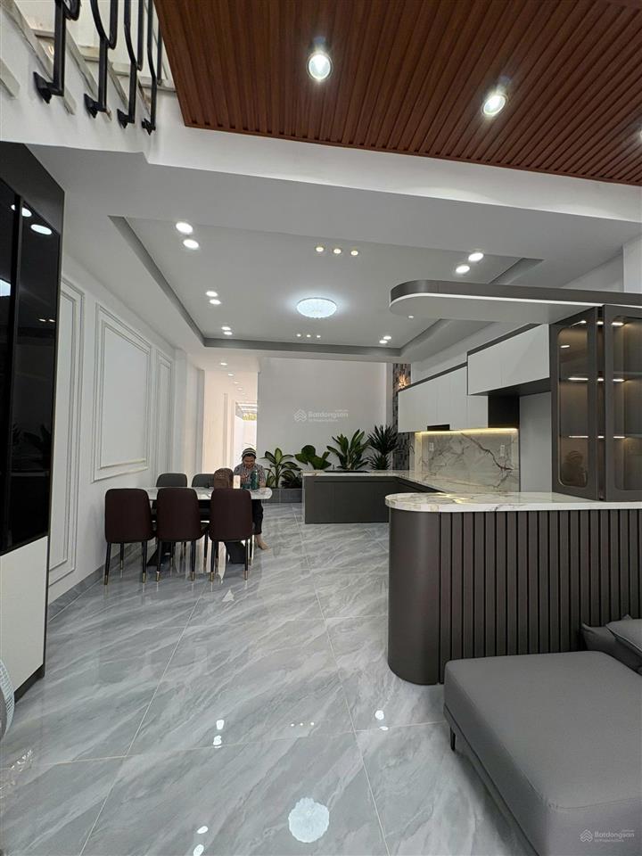 2,1 tỷ150m2nhà vườn mới xây dựng gần hóc môn tphcm