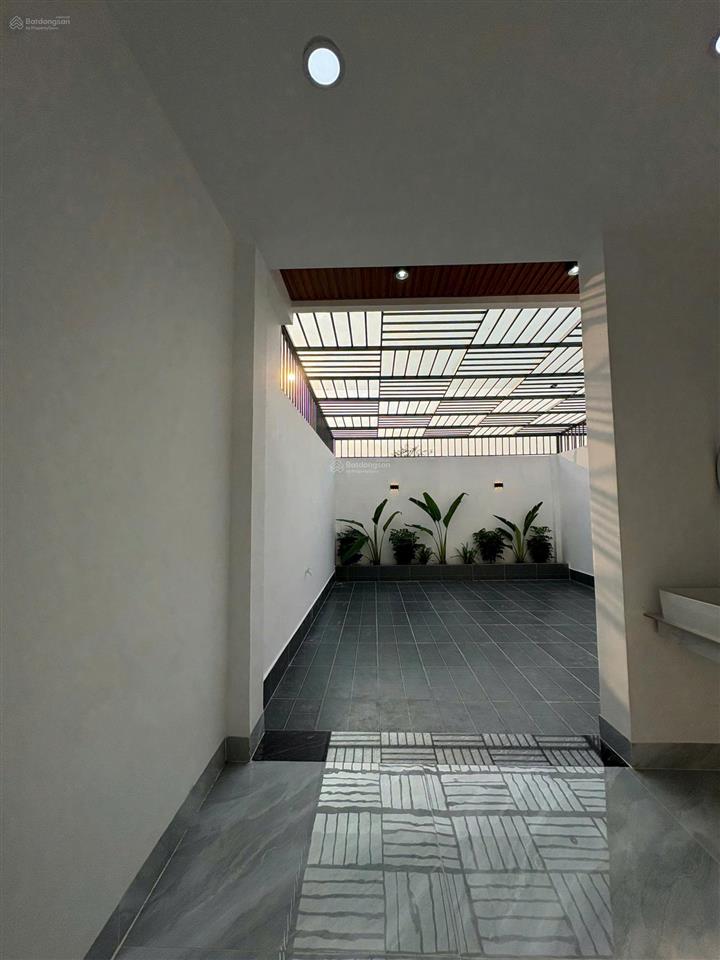 2,1 tỷ150m2nhà vườn mới xây dựng gần hóc môn tphcm