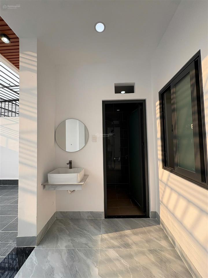 2,1 tỷ150m2nhà vườn mới xây dựng gần hóc môn tphcm