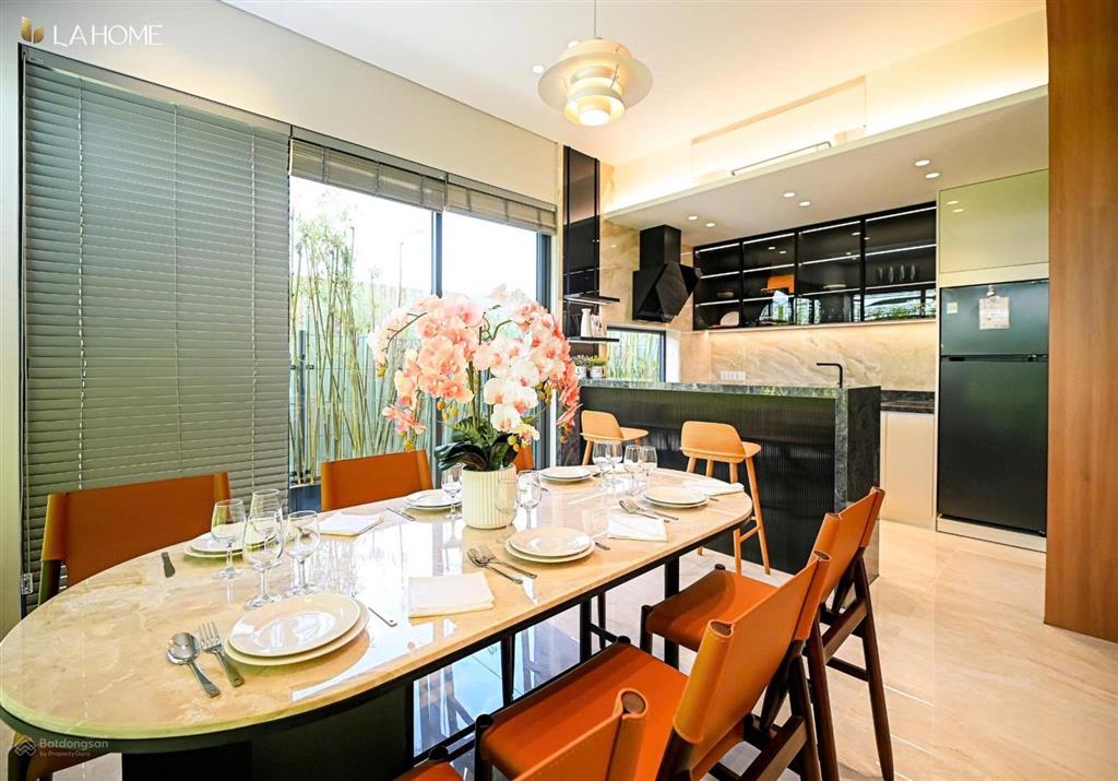 Siêu hot bán nhà phố tại la home long an, 3,7 tỷ, 90m2