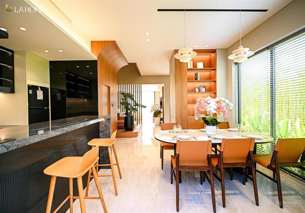 Siêu hot bán nhà phố tại la home long an, 3,7 tỷ, 90m2