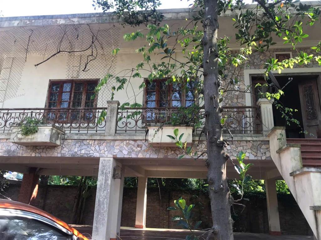 Bán nhà, đất 683,8 m2 thuộc thôn tân trại xã phú cường, sóc sơn, hà nội. giá 11,9 tỷ