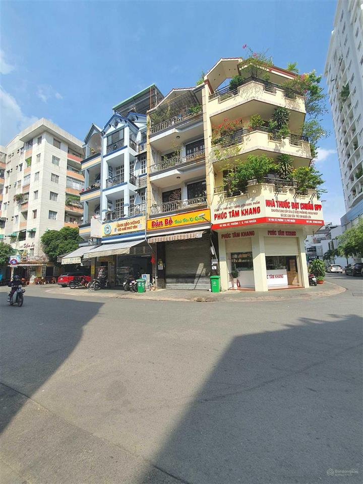 Cho thuê nhà mặt tiền 52a hoa sứ, p7, phú nhuận ngay siêu thị coop, chính chủ