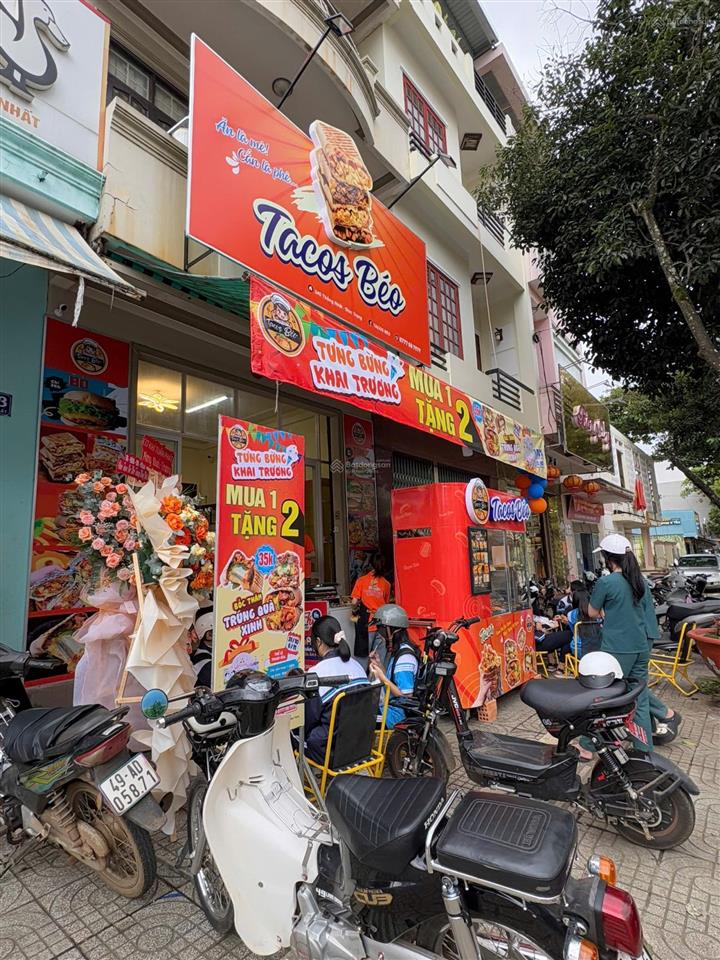 Bán nhà mặt tiền đường thống nhất, khu vực kinh doanh sầm uất  sổ hồng pháp lý rõ ràng.