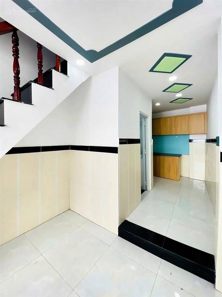 Nhà 1 trệt 1 lầu nguyễn văn quá quận 12