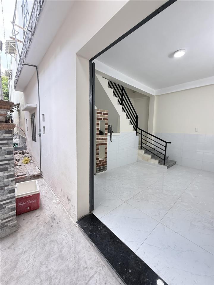Bán nhà 249/ kha vạn cân đối diện gigamall  29m2  2 tầng 2pn