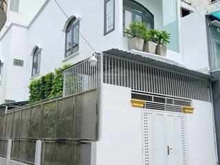 Chính chủ cần bán gấp căn góc hxh 533/31 huỳnh văn bánh, p.13, phú nhuận