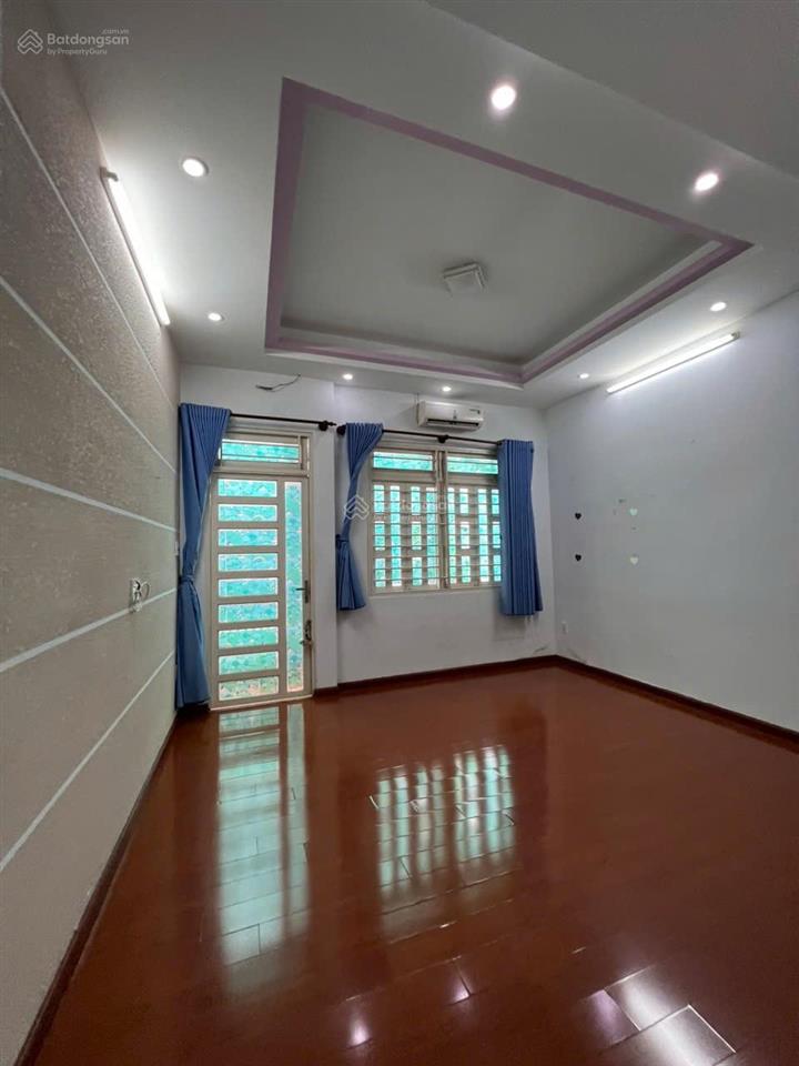Bán nhà trần quang diệu, p14, quận 3  30m2 vuông vức  2 lầu