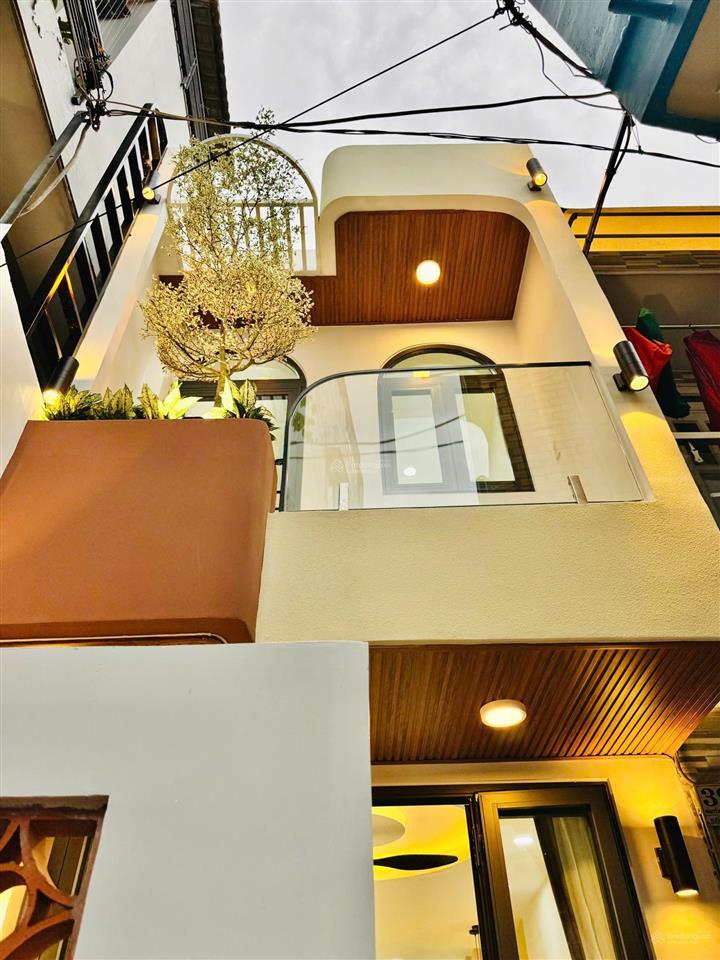 Gần cv gia định  sân bay  nguyễn bỉnh khiêm, p.1, gv  45m2  3pn