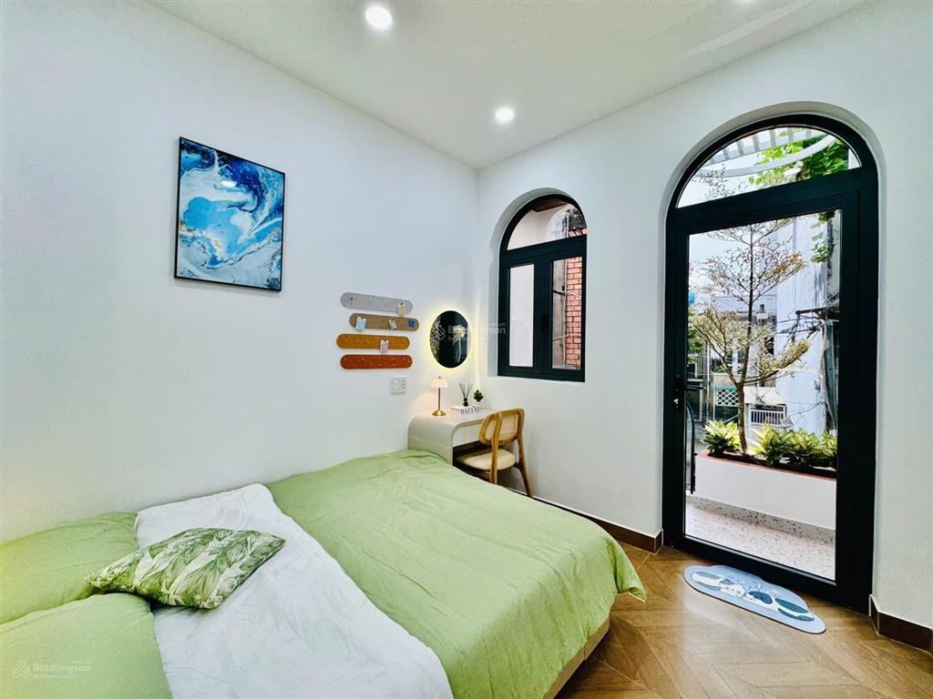 Gần cv gia định  sân bay  nguyễn bỉnh khiêm, p.1, gv  45m2  3pn