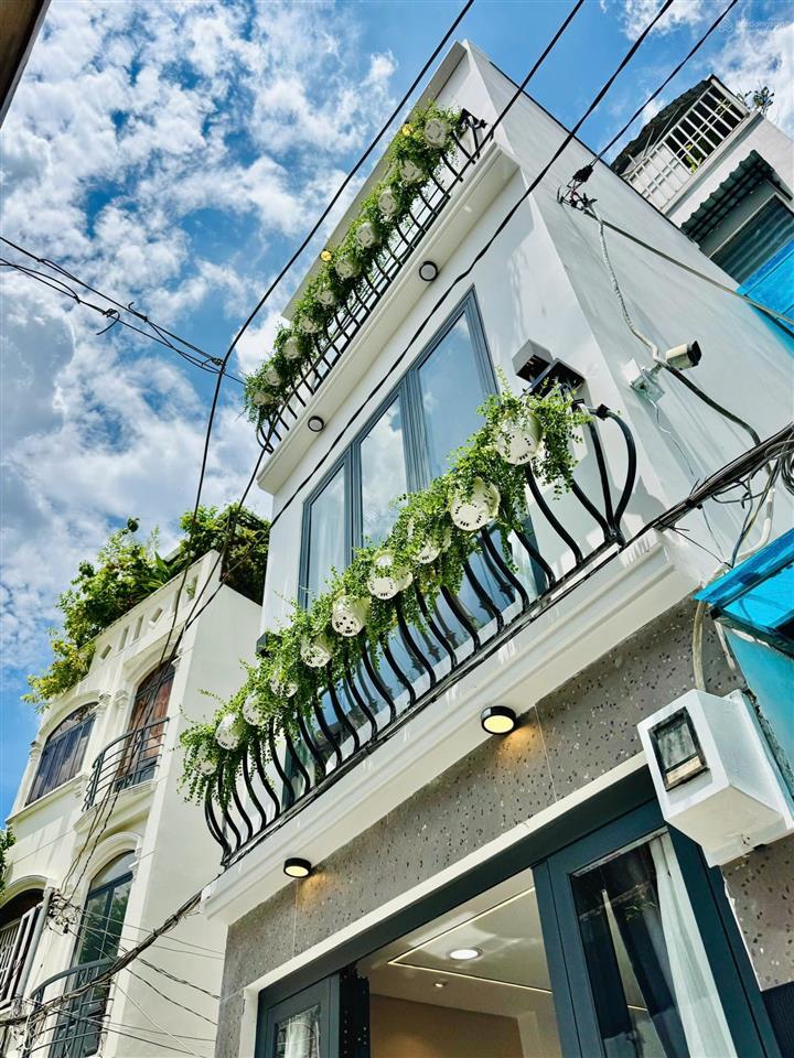 Bán nhà hẻm nguyễn văn trỗi  hoàng văn thụ  20m2 3 tầng  4pn